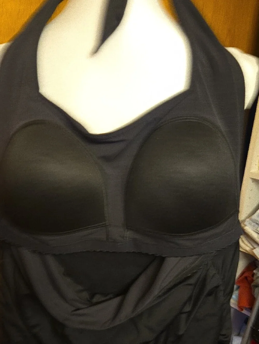Lands' End Black Women’s Halter Swim Tank - Picture 3 of 5